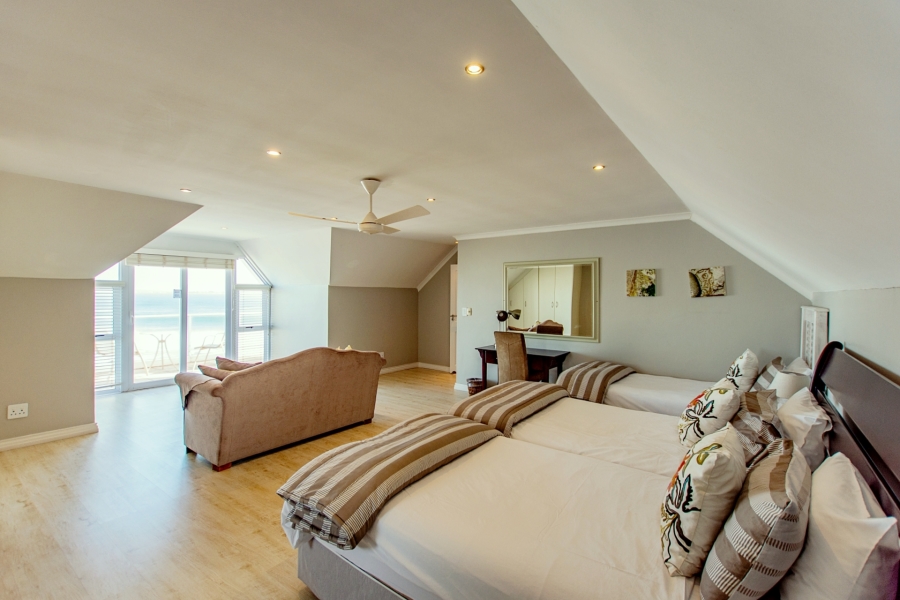 9 Bedroom Property for Sale in Shelley Point Western Cape